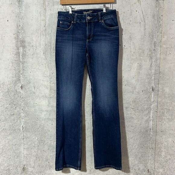 Wrangler Bootcut Midrise Denim Jean Size 9 Medium - Picture 1 of 7